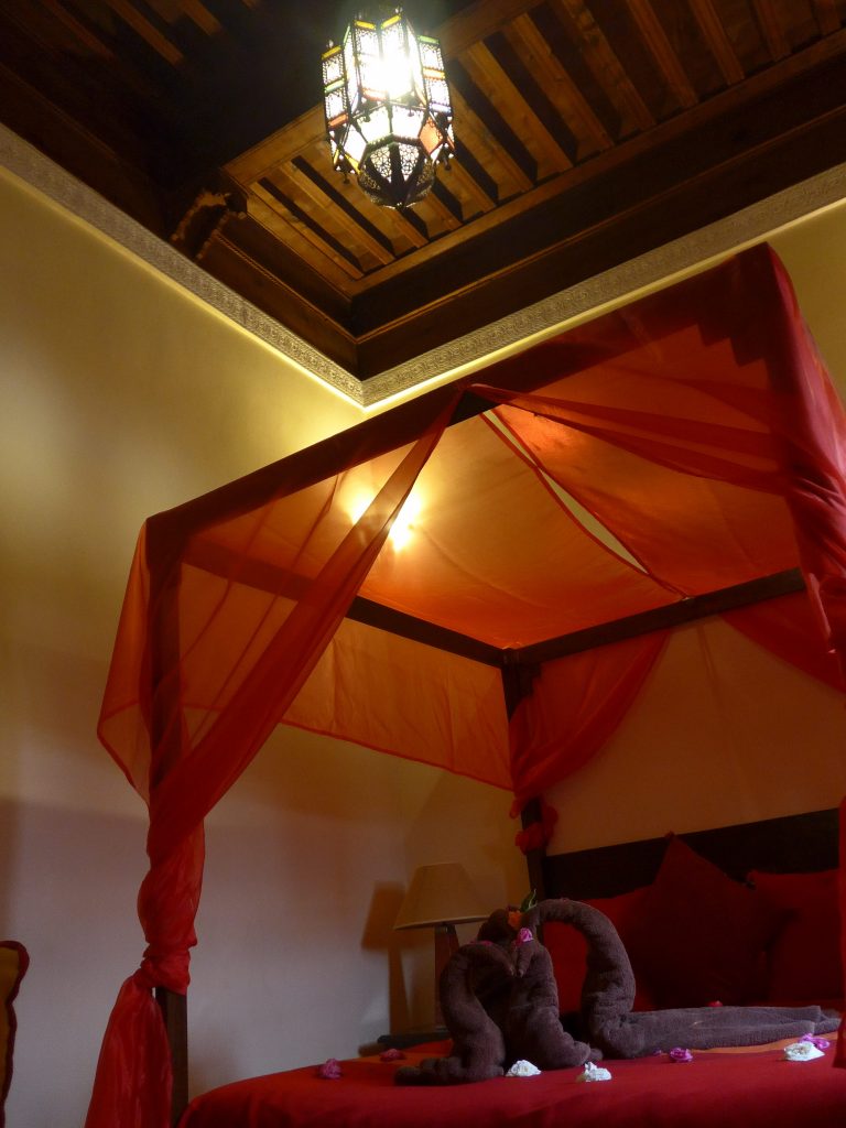 Lovely atmosphere of Soraya Room in Riad Dar Dialkoum