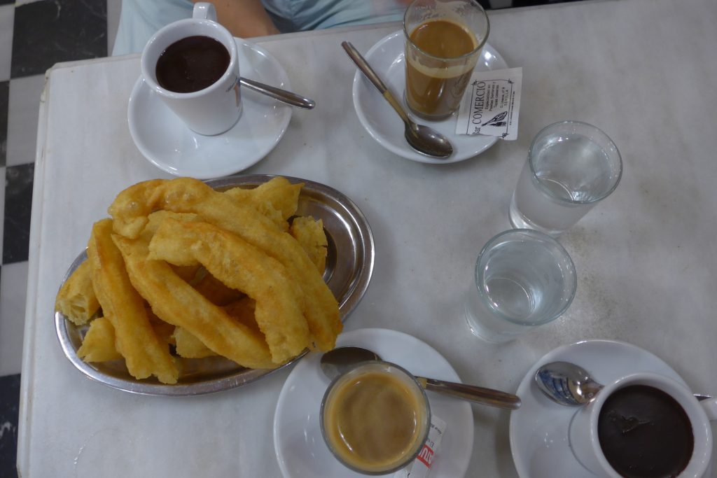 Churros con chocolate at Bar el Comercio