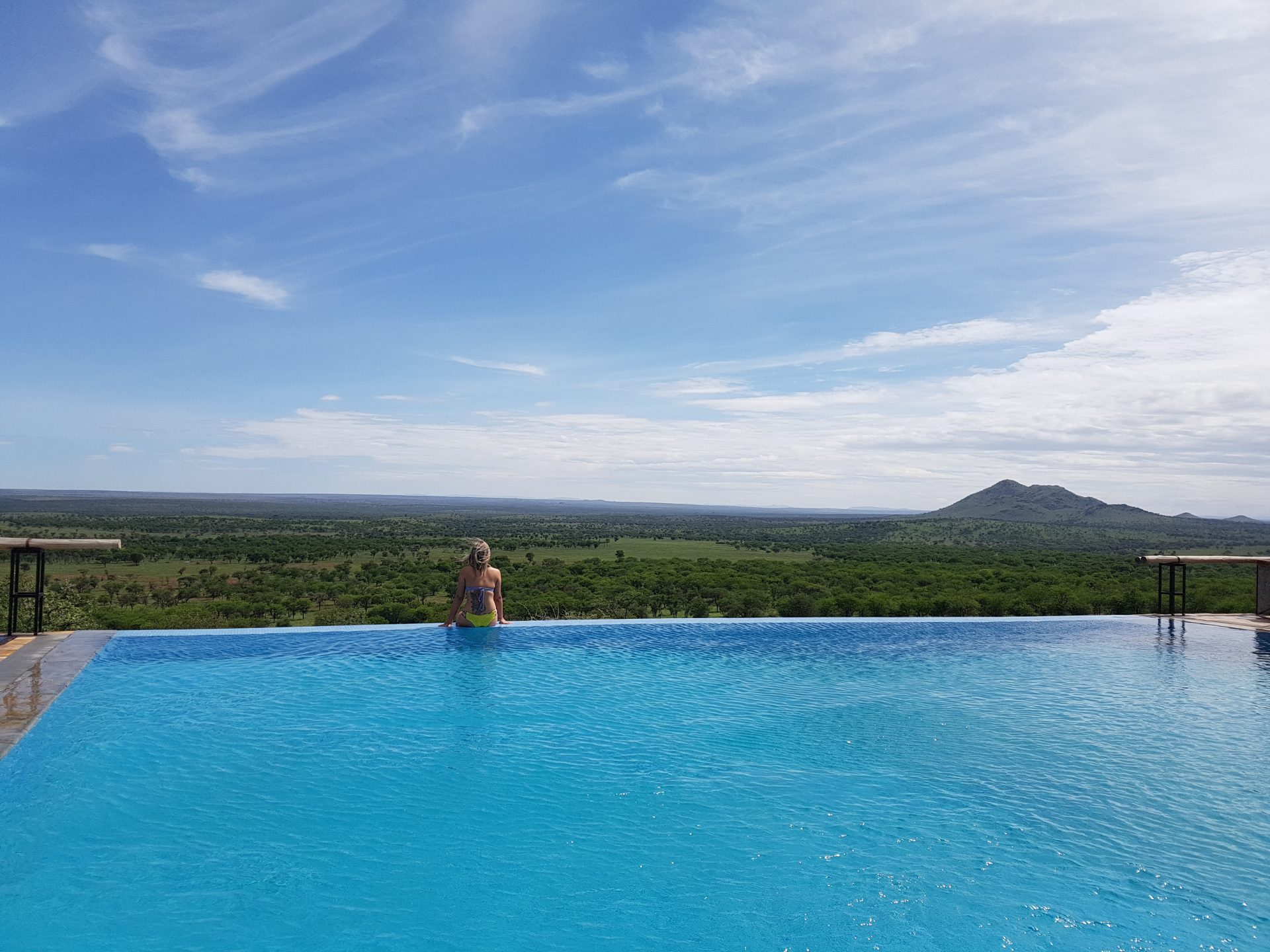 If you're looking for a place to stay in the Serengeti, look no further! We had the most amazing stay at this luxurious tented lodge called Kubu Kubu and we're sure you'll love it, too.