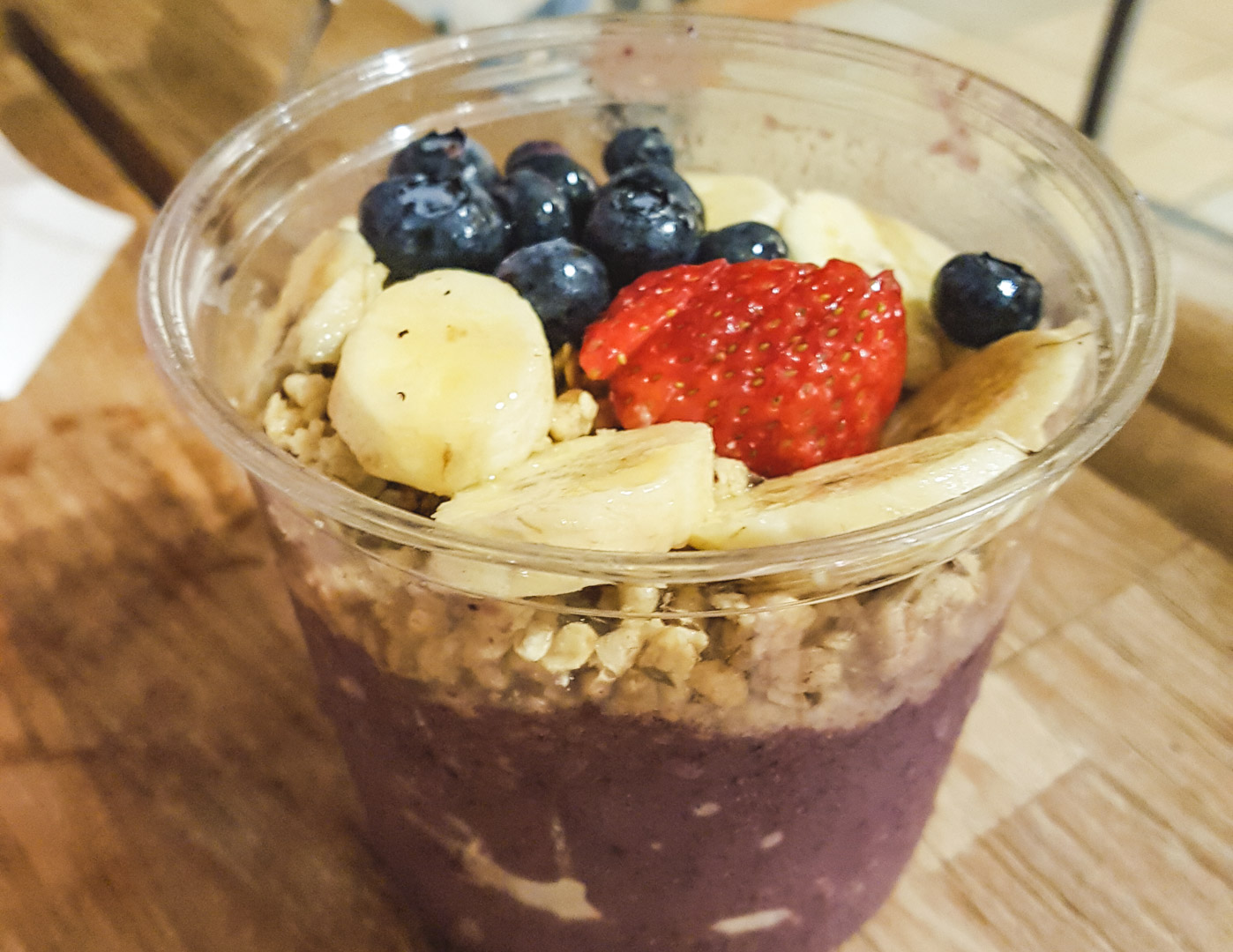 Island Vintage Coffee Waikiki Acai Bowl