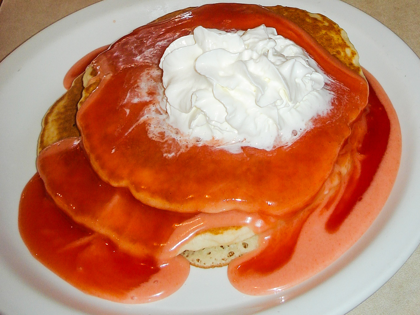 Oahu off the Beaten Path Cinnamon's Guava Chifon Pancakes