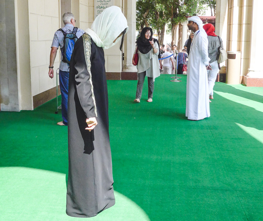 Jumeirah Mosque Abaya