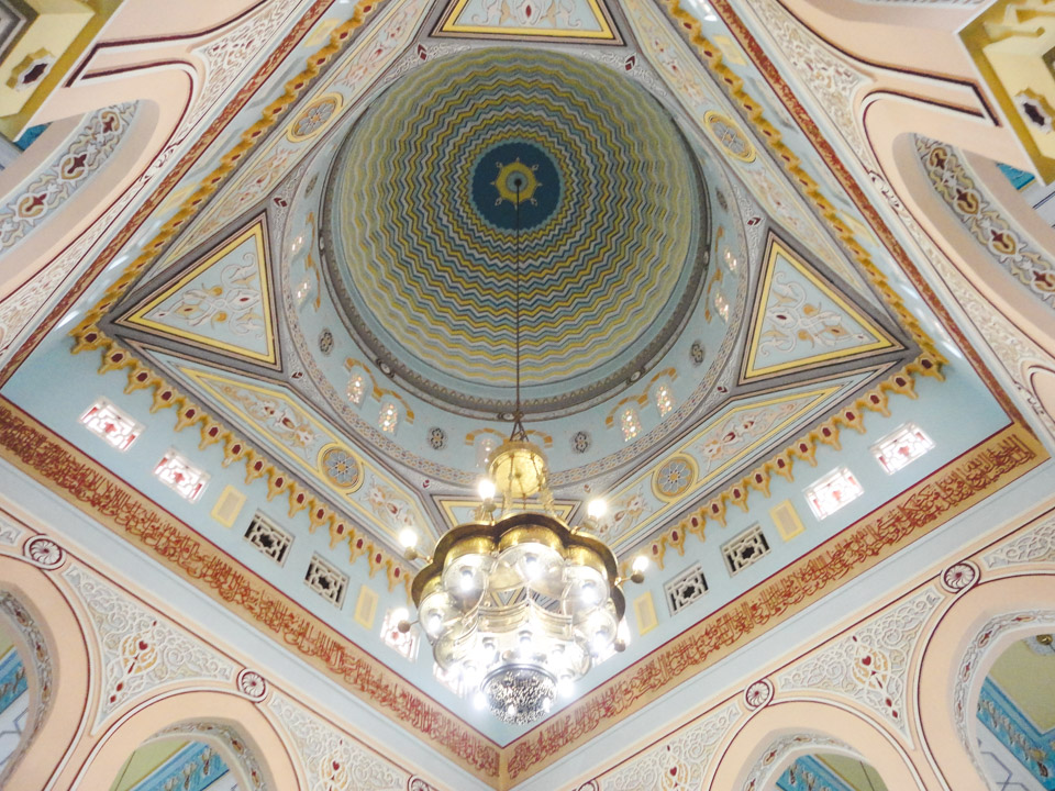 Jumeirah Mosque Ceiling
