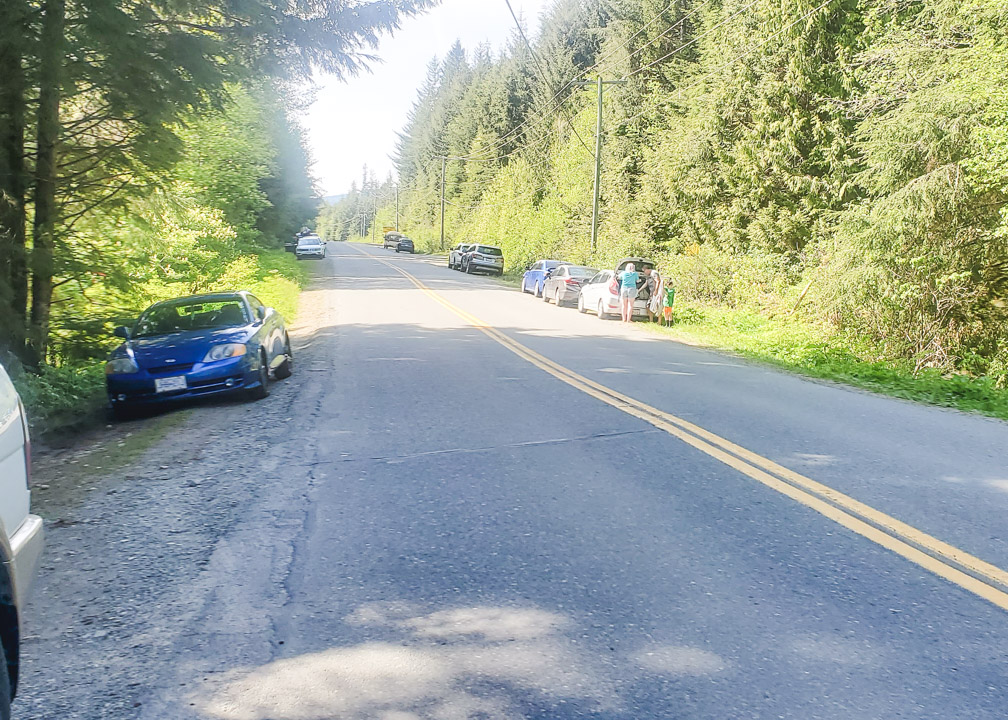 Parking for Sandcut Beach