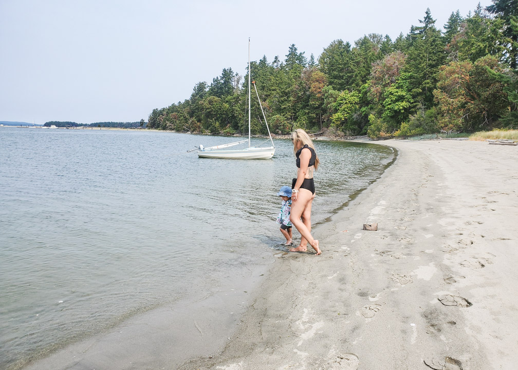 Sidney Spit White Sand Beach