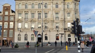 The Park Plaza Victoria Amsterdam is a beautiful historic hotel, perfectly located right across from Amsterdam Centraal Station. 