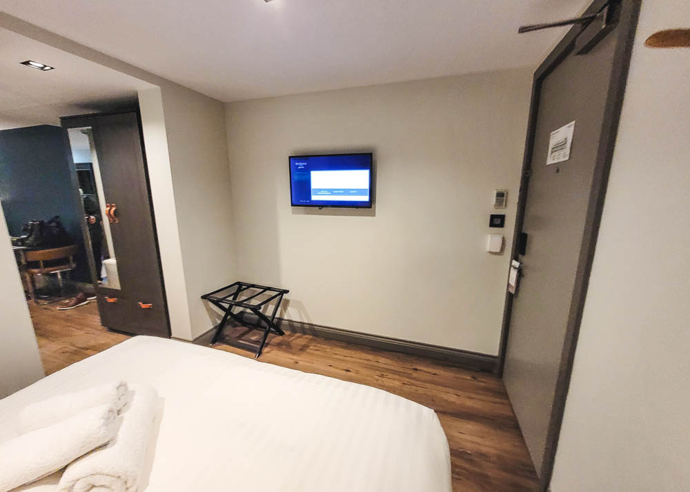 Residence Inn by Marriott London Kensington Deluxe Suite Bedroom