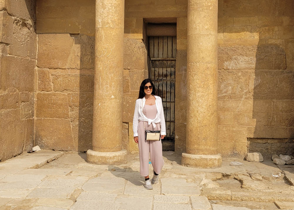 What to wear at Giza Pyramids Cairo in one day