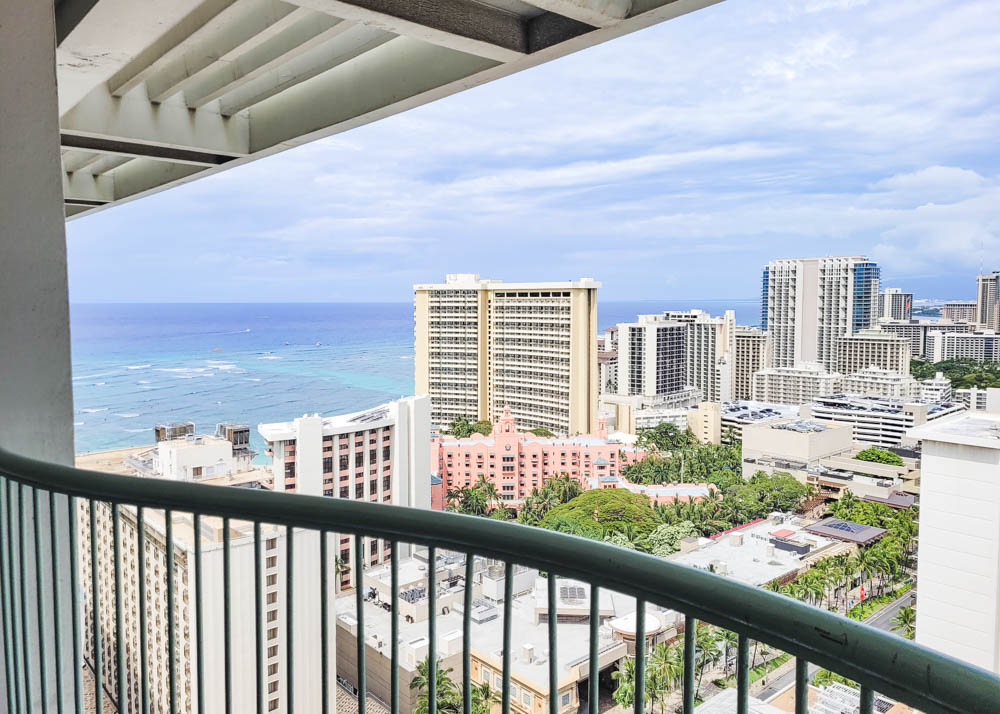 The Sheraton Princess Kaiulani is perfect for those wanting to be close to Waikiki beach, while not spending an arm and a leg.