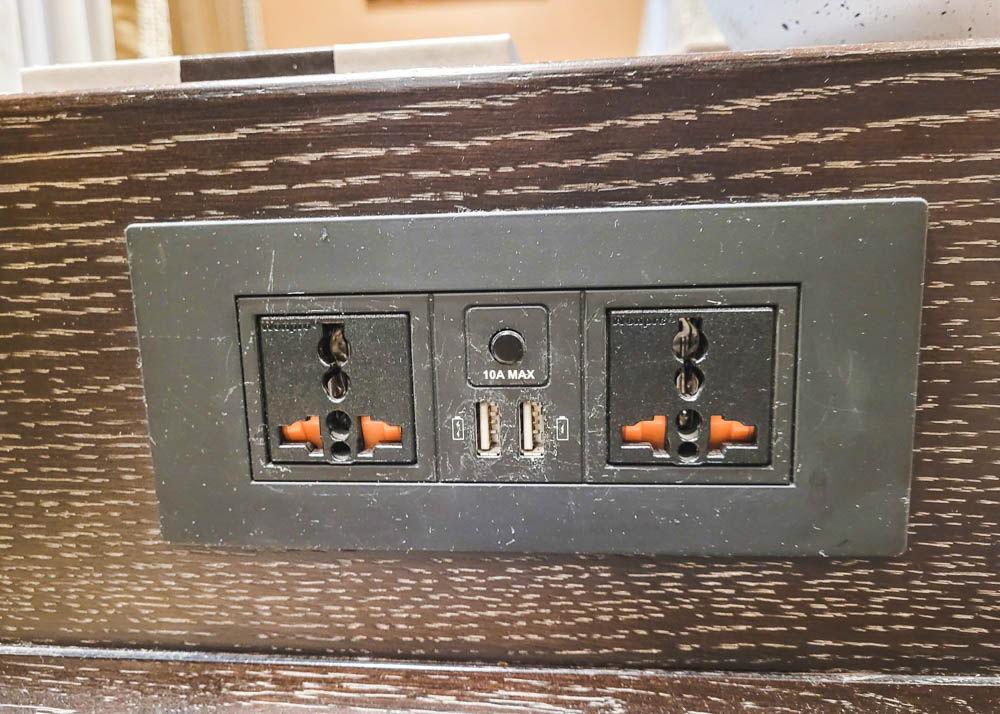 St Regis Cairo Electrical Outlets