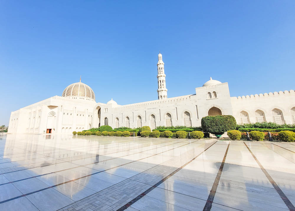 Sultan Qaboos Grand Mosque Oman Road Trip