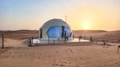 Starry Domes Desert Camp is a true gem and the ultimate glamping experience in Wahiba Sands. Here's our detailed review from our stay!