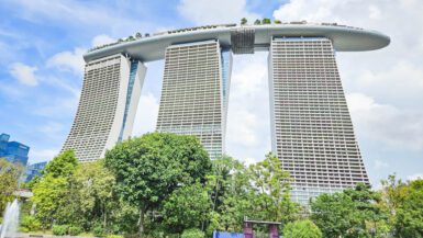 Is Marina Bay Sands worth it? What's it really like staying at this iconic Singapore hotel and swimming in its famous sky high infinity pool?