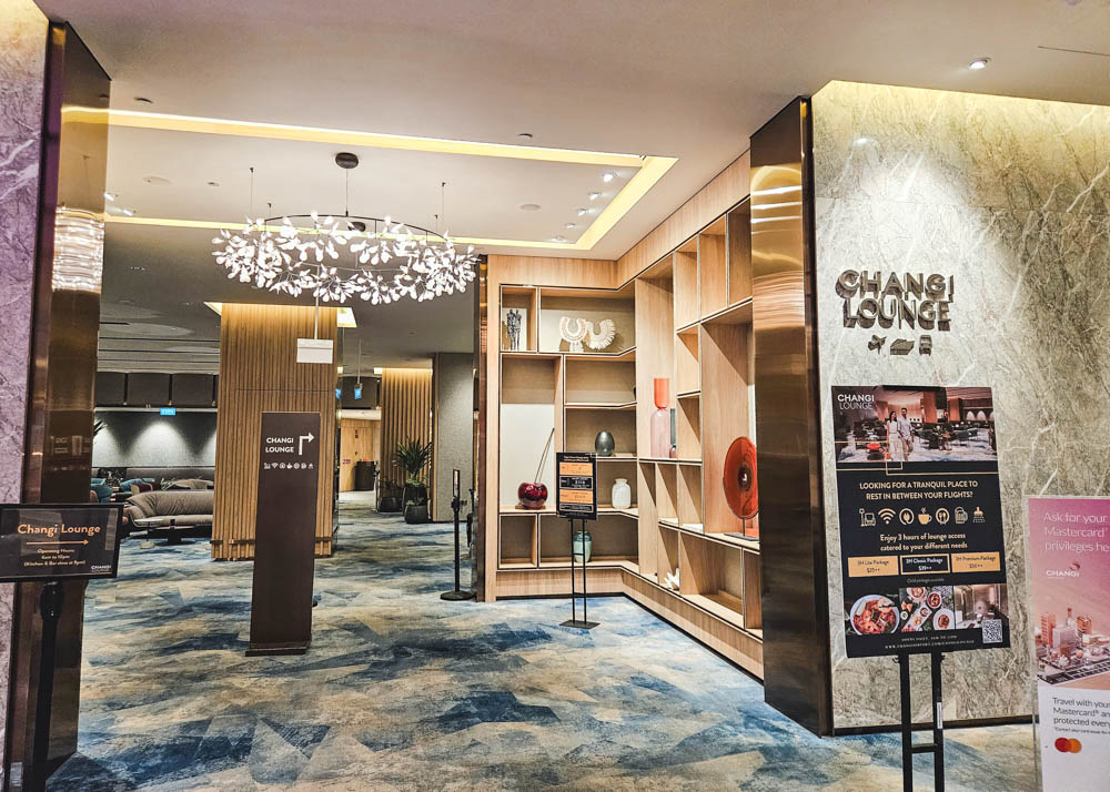 Changi Lounge Entrance