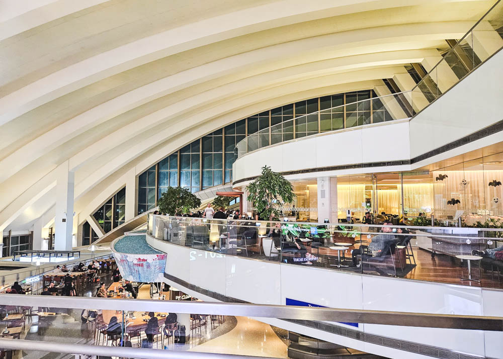 LAX Star Alliance Lounge Indoor Terrace