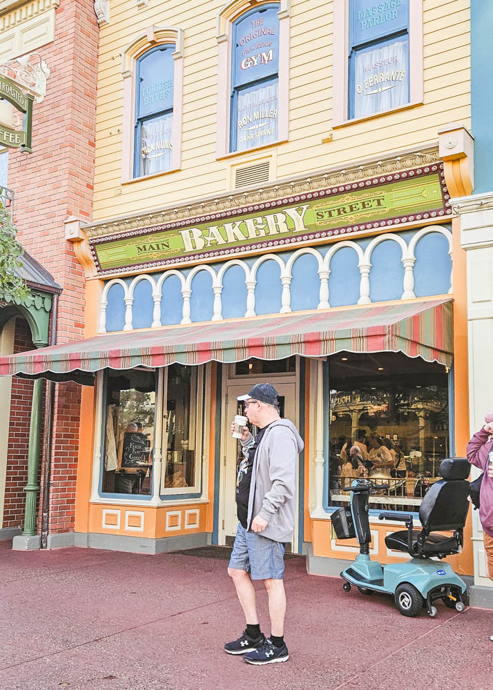 Main Street Bakery Starbucks Magic Kingdom 1-Day Itinerary