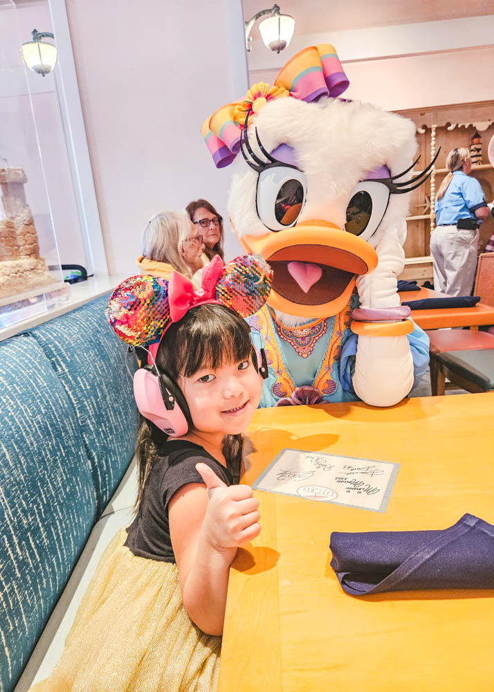 Disney Character Dining with Daisy