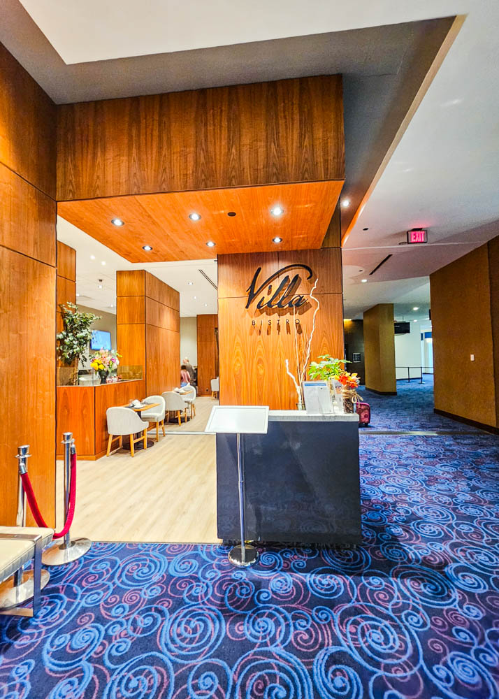 Delta Hotels Burnaby Conference Centre Villa Bistro