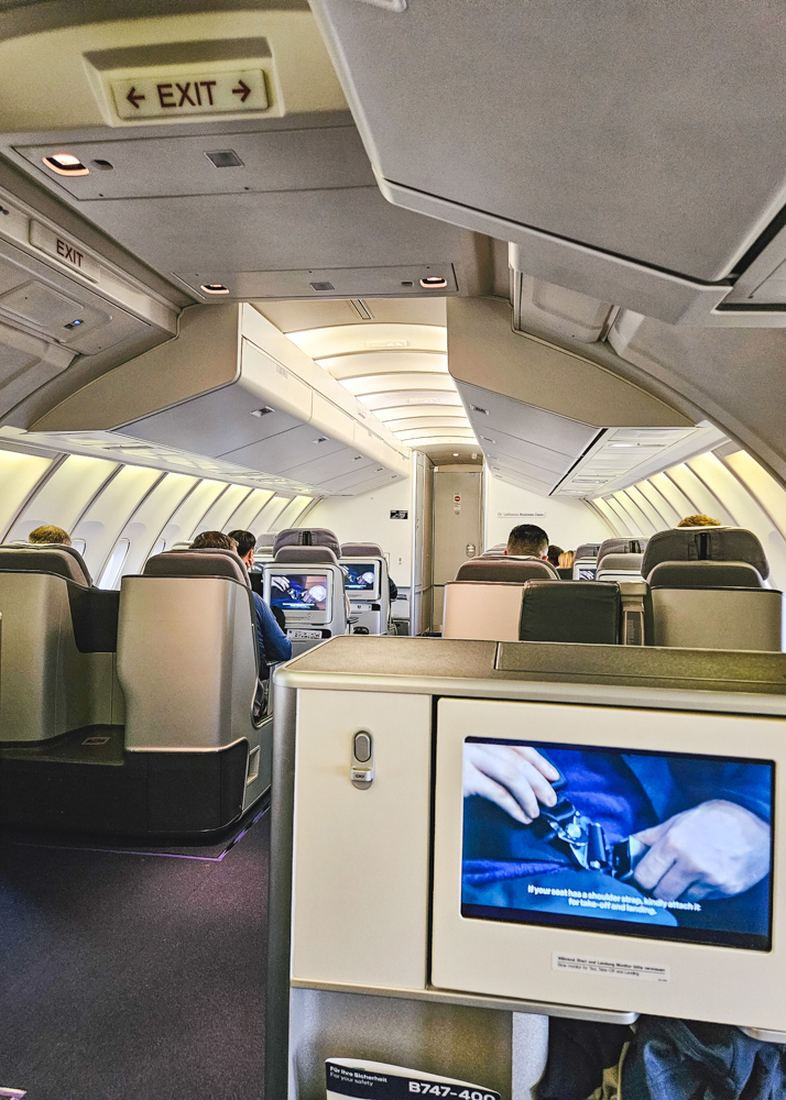 Lufthansa 747 Business Class Upper Deck