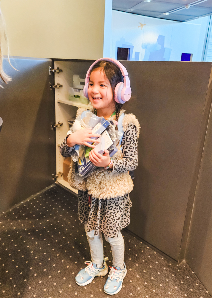 Lufthansa Business Class Lounge Frankfurt Kids Gifts