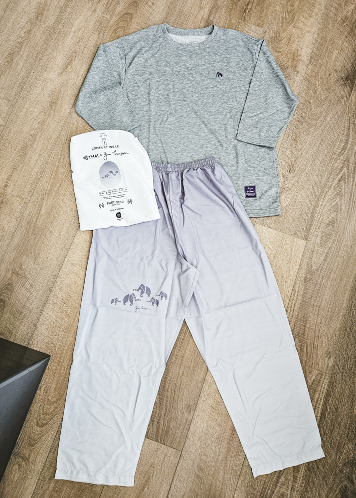 Thai Airways Business Class Jim Thompson Pajamas