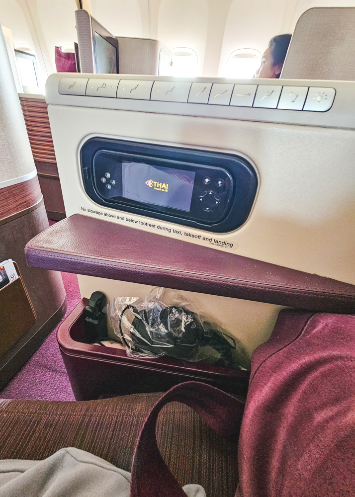 Thai Airways Business Class Seat Controls
