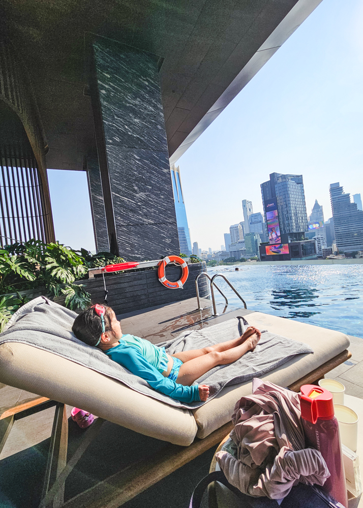 Andaz One Bangkok Pool with Kids (2)