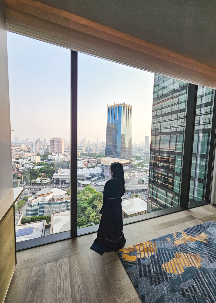Andaz One Bangkok Robe