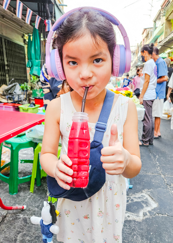 Bangkok Market with Kids