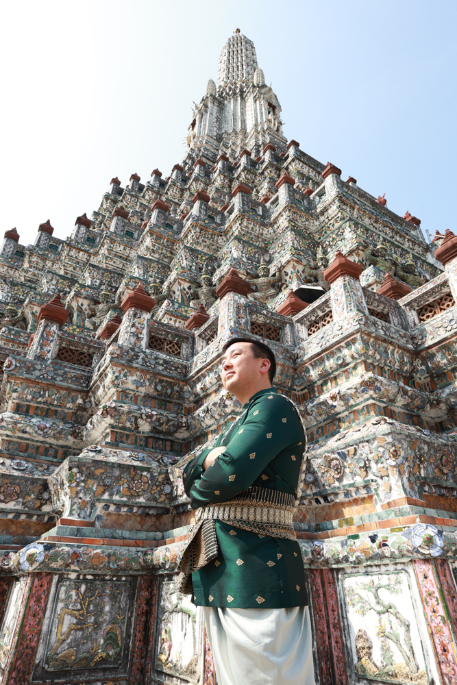 Wat Arun Photoshoot Man