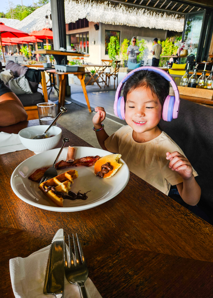 Island Escape by Burasari Breakfast Buffet with Kids