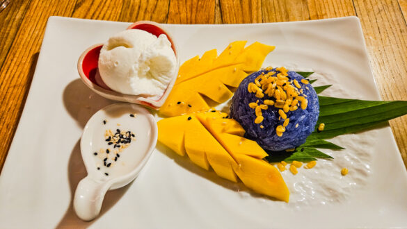 Island Escape by Burasari Eat Restaurant Mango Sticky Rice