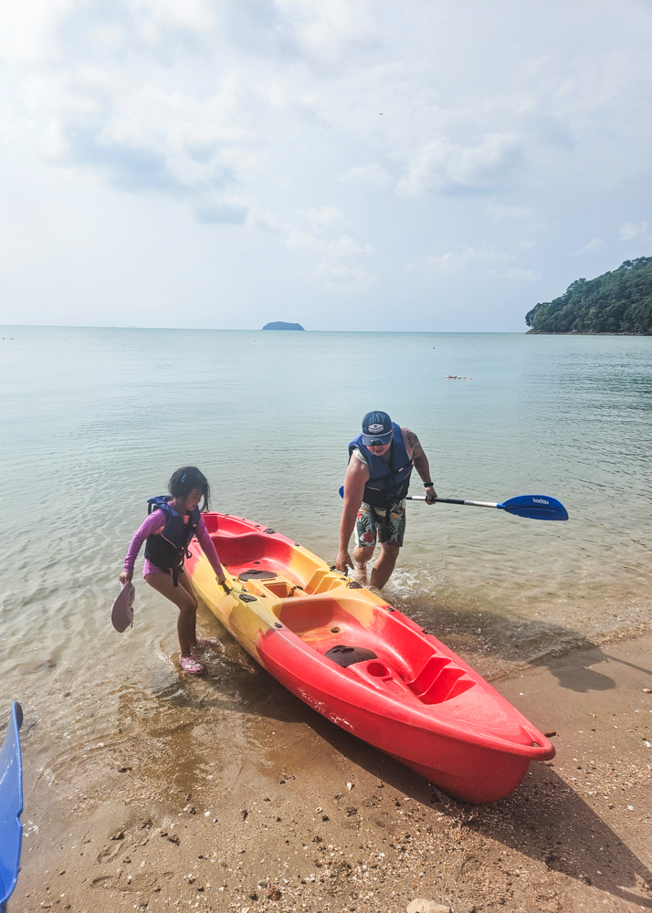 Island Escape by Burasari Kayaking with Kids