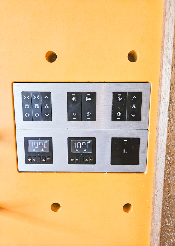 Island Escape by Burasari One-Bedroom Pool Access Villa Temperature Controls