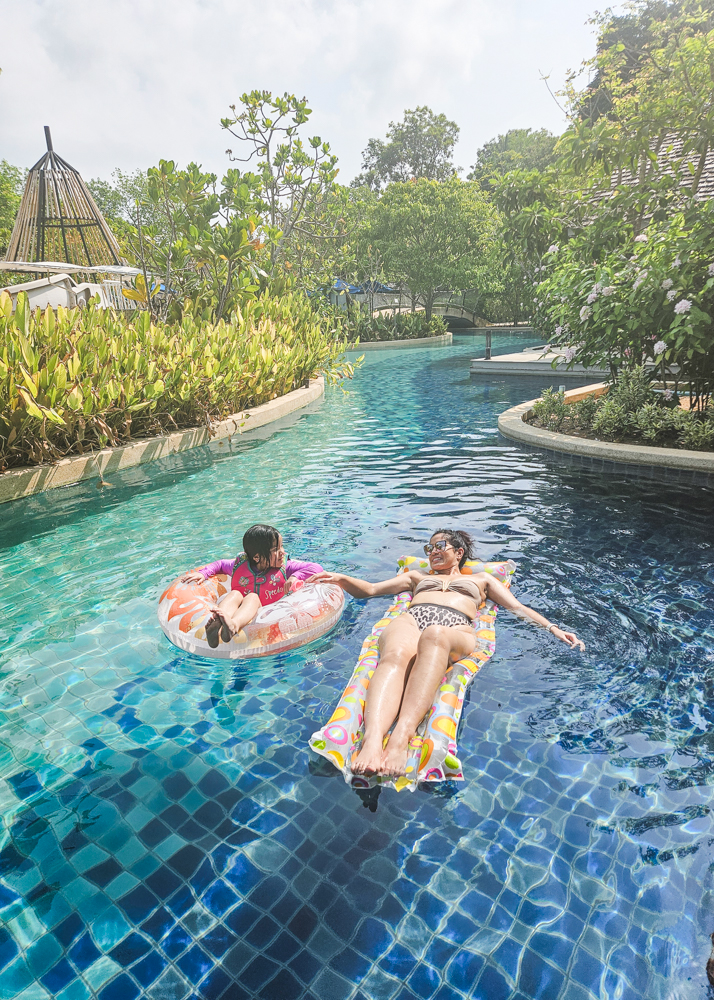 Island Escape by Burasari Splash Pool Lazy River