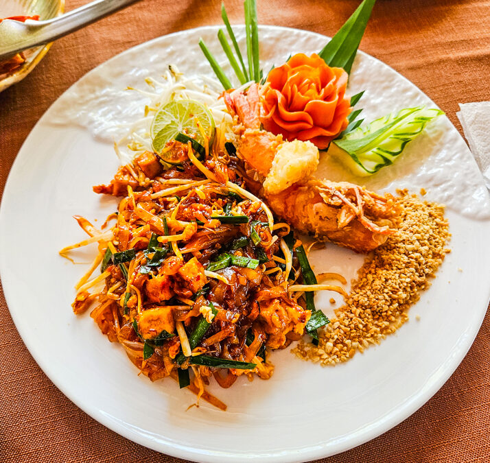 Island Escape by Burasari Thai Cooking Class Pad Thai