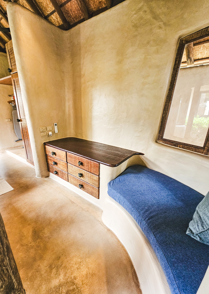 The Naka Island Sea View Villa Bathroom Sitting Area