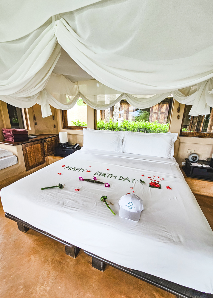 The Naka Island Sea View Villa Bed